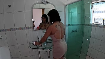 Kedatangan Mama Shirley Azevedo Di Mansion Untuk Adegan Mesum Pertamanya Yang Menggoda