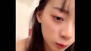 Pasangan Muda Tiongkok Bercinta Hingga Mengencingi Ranjang