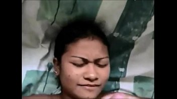 Situs Lives.pornlea.com: Tangan Asia Mengguncang Batang Besar Hingga Memuntahkan Muncratan Sperma Deras Ke Wajah