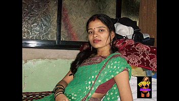 Bhabhi Ka Garam Phone Call, Chodne Ka Intezaar Kar Rahi Hai