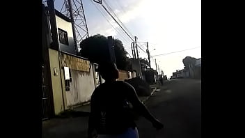 Lidi Yang Bergoyang Menggoda