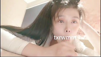 跪求深喉猛插，高标服务骚m任你掌控