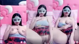 Gadis Muda Yang Lagi Nge-colmek