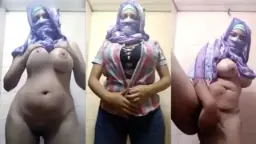 Mami Berkerudung Montok Lagi Sange Pengen Diomongin