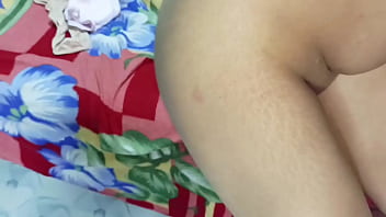 Goyang Pantat Besar Desi Bebe Doggy Style Ganas