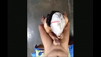 Bhabhi India Seksi Di Samping Yang Menggoda Dan Bergairah