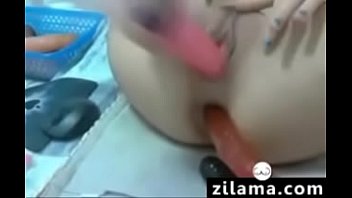 Gadis Kurus China Mainkan Dildo Di Lubang Pantat-5