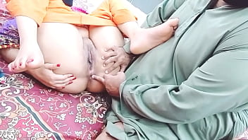 Istri Pakistan Bayar Tagihan Bulanan Dengan Lubang Pantatnya – Percakapan Seks Panas Audio Hindi Jernih