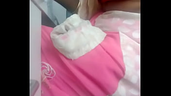 Pelayan Kantor Desi Yang Menggoda