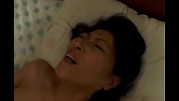Gadis Tionghoa Seksi Mengocok Memek Dan Dientot Hingga Klimaks