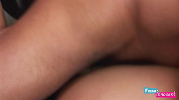 Gadis Murni Tergoda – Kakak Tiri Tak Kuasa Menolak Godaan Batang Panasku