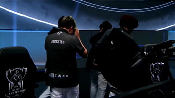 Tim Brasil Menggila Dengan 5 Pria Tiongkok Yang Panas
