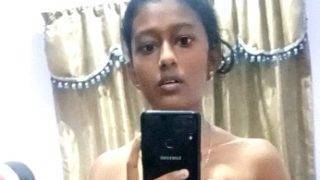 Gadis Tamil Menggesek Memeknya Sendiri Di Foto Mms
