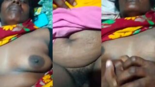 Masturbator Mengisap Payudara Pembantunya Dalam Film Porno Telugu Yang Panas