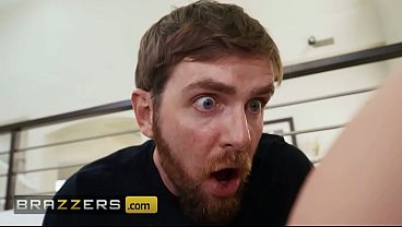 Naik-nikmati Batang Teman Sekamar, Myra Mengerang Nikmat / Brazzers/ Masukkan Kode Xvpromo Di Situs Resmi Untuk Diskon
