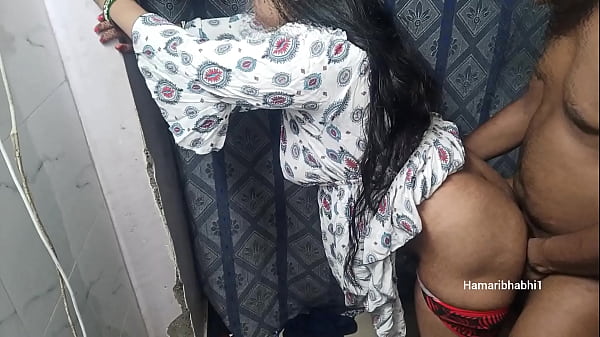Gairah Tante India Yang Menggoda