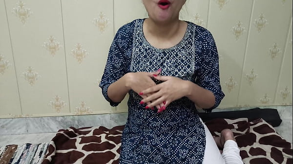 बड़े भाई ने छोड़ दिया अपनी सोतेली बहन को, हिंदी में गर्मागर्म ऑडियो