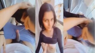 Gadis 19 Tahun Mengisap Kontol Di Balkon Terbuka India