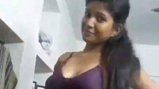 Video Panas Gadis India Telanjang Mandiri