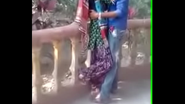 Desi Bhabi Montok Mainin