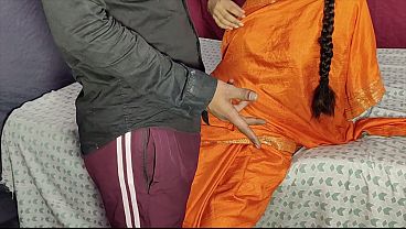 Dever Ne Apni Bhabhi Ki Chut Ki Pyaas Bujhane Ke Liye Uska Ras Piya