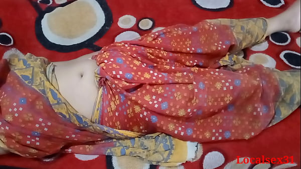 Video Panas: Bercinta Dengan Pacar Di Balik Sari Merah