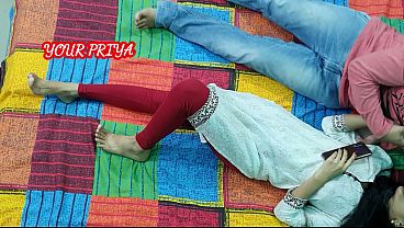 Gadis Remaja Panas Pertama Kali Bercinta Dengan Saudara Tirinya Di Rumah, Rekaman Amatir Dengan Suara Seru Dalam Bahasa Hindi