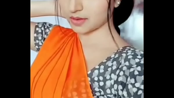 Tubuh Seksi Tamil Yang Membara