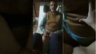 Abbu Haryanvi Ngewe Anak Sendiri, Cewek Desi, Memek Ketatnya Dikoyak-koyak.