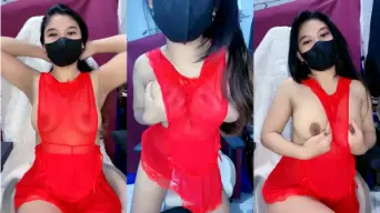 Aoraa Tampil Hot Tanpa Daleman Live