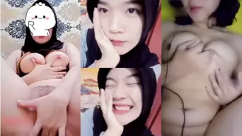 Jilatan Mesum Jia, Cewek Sma Cantik Yang Lagi Horny