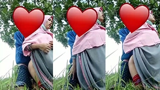 Ukhti Digeboy Di Kebun Sambil Merintih “yah, Sakit Banget, Sayang”