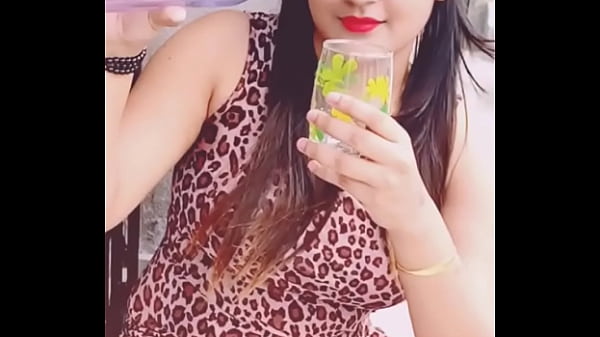 Cewek India Siap Dibuka Paha, Pose Bikin Ngiler.
