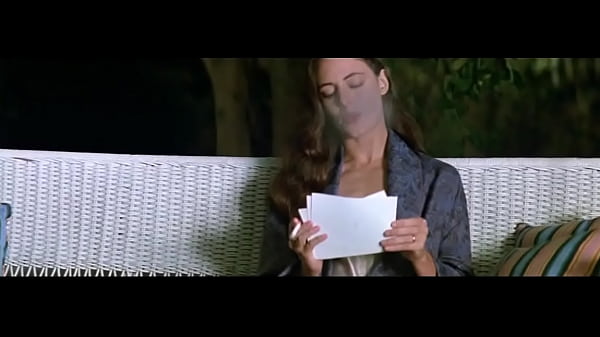 Patricia Healy Dalam China Moon: Nafsu Membara Di Malam Shanghai 1994
