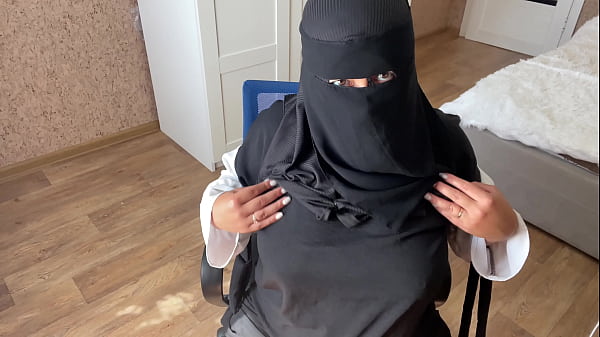 Istri Arab Baca Cerita Seks Panas Bikin Makin Bernafsu