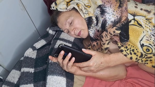 Cucu Laki-laki Tak Sengaja Ngentot Dengan Mertua Perempuan