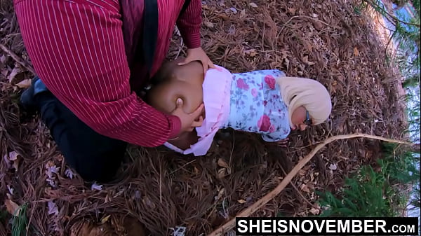 Gadis Tiriku Yang Polos, Msnovember, Digilir Ganas Ayah Tirinya Di Hutan: Doggystyle Hingga Missionary, Kontol Besar Menghunjam Mentah-mentah!