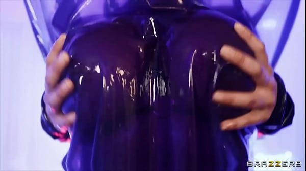 Cari Video Fullnya Di Sini: Cum Thru 4 Dari Brazzers