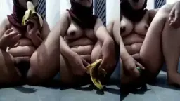 Barbielala Pamer Tete Besar Colmek Pakai Timun Sama Pisang