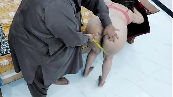 Cewek Desa Gawar Buntut Gede Kayak Jalang, Digarap Keras Sama Tukang Jahit India, Gaya Doggy, Audio Hindi Panas, Romantis Bikin Merem Melek.