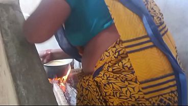 Ibu Rumah Tangga India, Bhabhi, Lagi Ngewe Panas Banget.