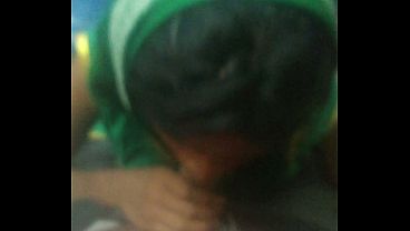 বস্তি মায়া লোখাল ট্রেনে জব্বর গরম সেক্স