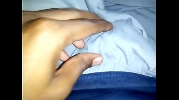 Ayesha Singh, Siap Digoyang Sampai Lupa Diri.