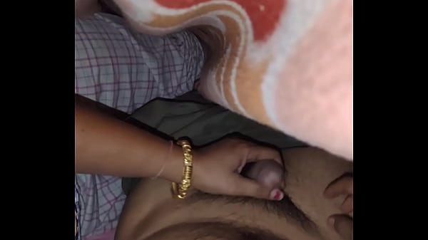 Maa Ke Saath Raat Ka Khel, Jab Chhuti Nahi Hoti.