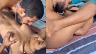 Bf Iseng Gigit-gigit Toket Pacar, Nikmatin Ngentot Pantat Desi