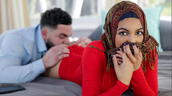 Jadi Stepbro Ajarin Step-sister Berhijab Beberapa Trik Ranjang Sebelum Dia Nikah – Nafsu Hijab