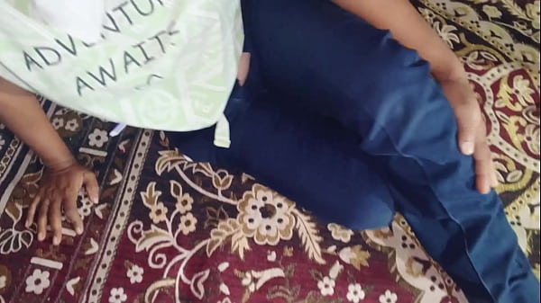 Desi Bhabhi Chudai Ke Time Apna Juicy Paani Nikal Kar Devar Ko Bheeg Kar Diya, Sex Video.