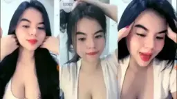 Ressa Toge Bening Mango Live, Goyang Basah Bikin Meleleh.