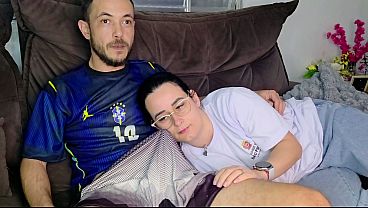 Kakak Tiri Digoda Sama Adik Tiri Pas Nonton Bola Brasil, Makin Panas Makin Liar.